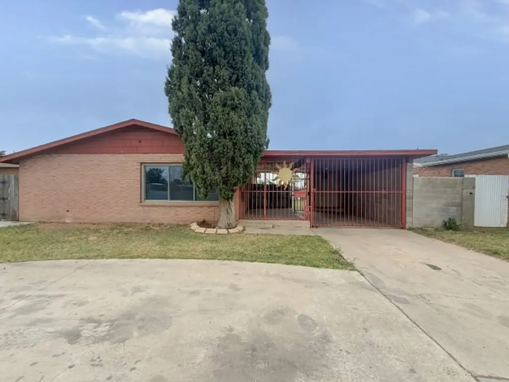 1402 E 42nd Street Odessa TX 79762