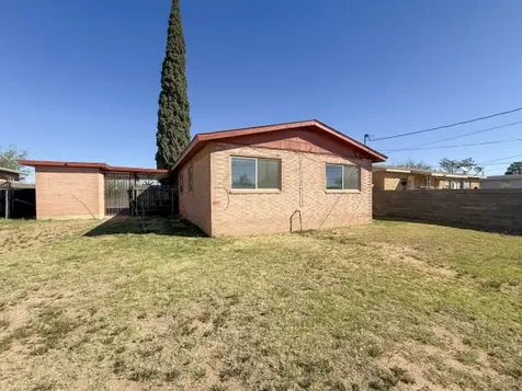1402 E 42nd Street Odessa TX 79762