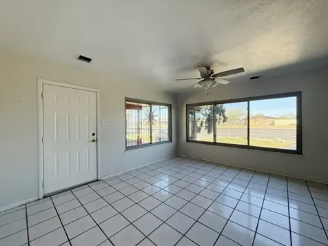 1402 E 42nd Street Odessa TX 79762