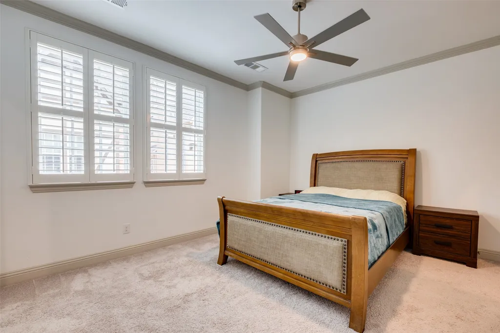 7124 Soto Street Dallas TX 75223