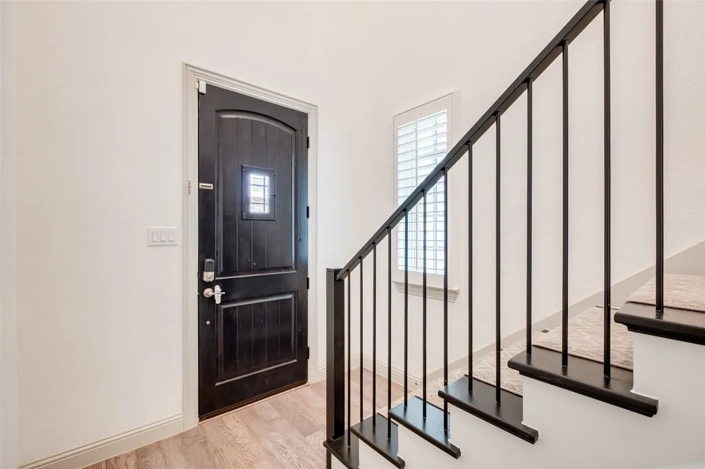 7124 Soto Street Dallas TX 75223