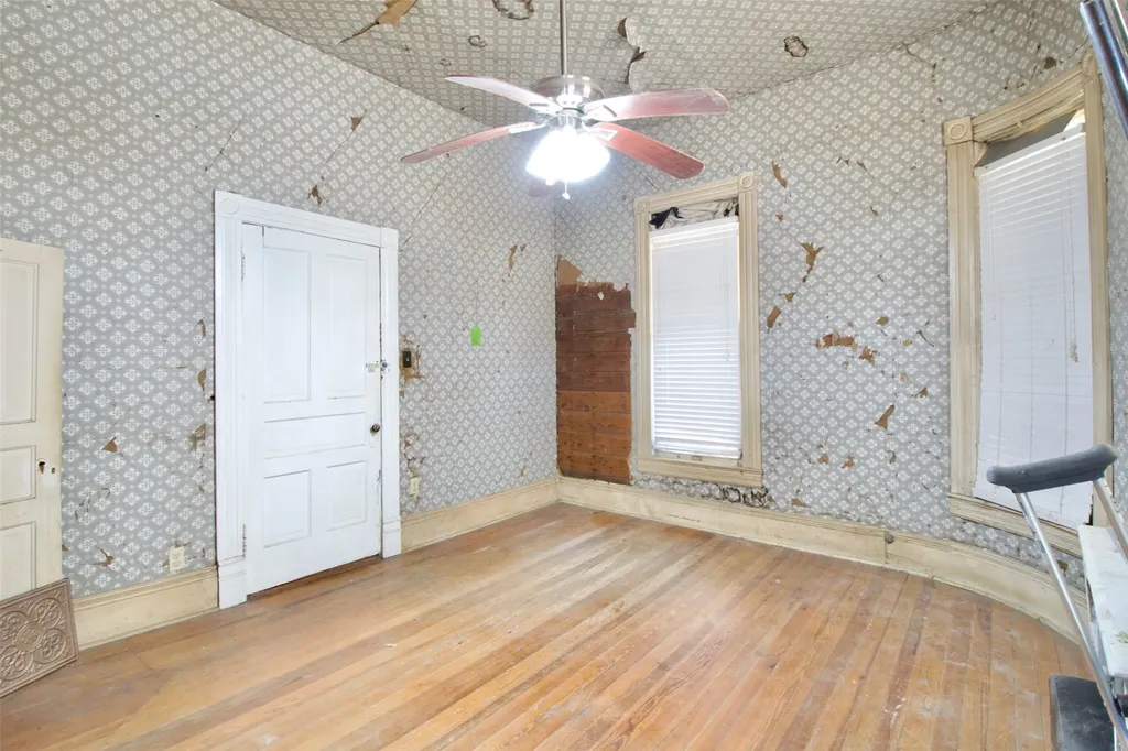 216 Fortune Street Marlin TX 76661
