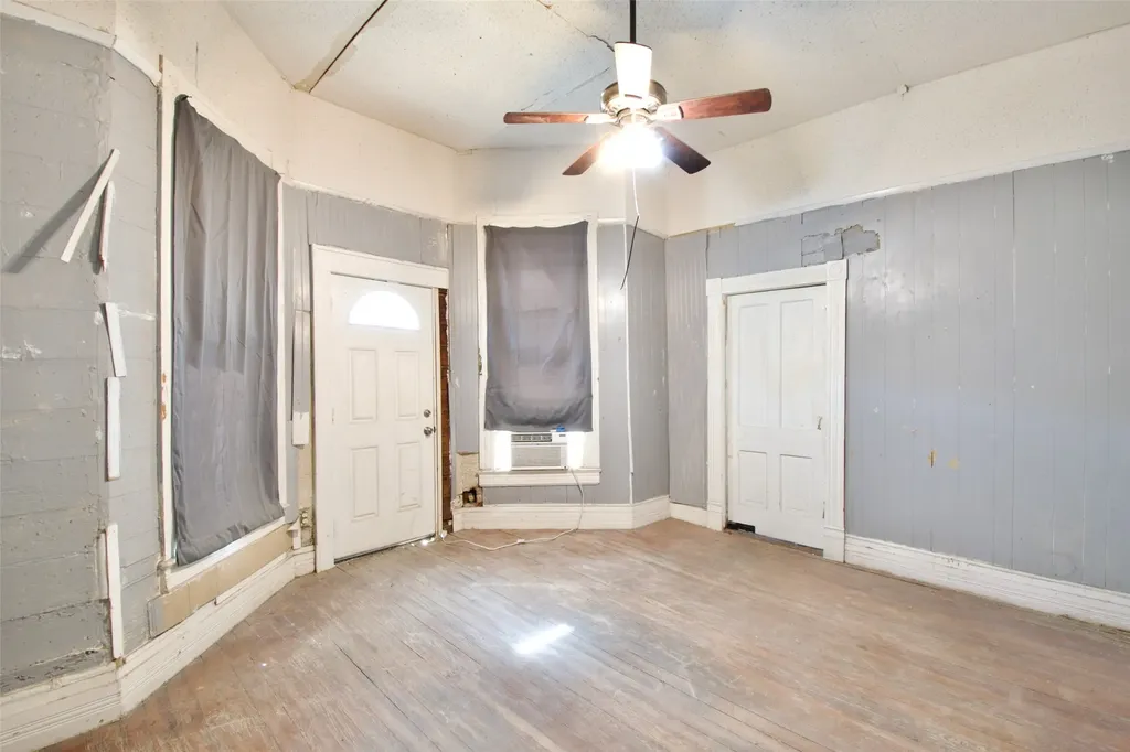 216 Fortune Street Marlin TX 76661