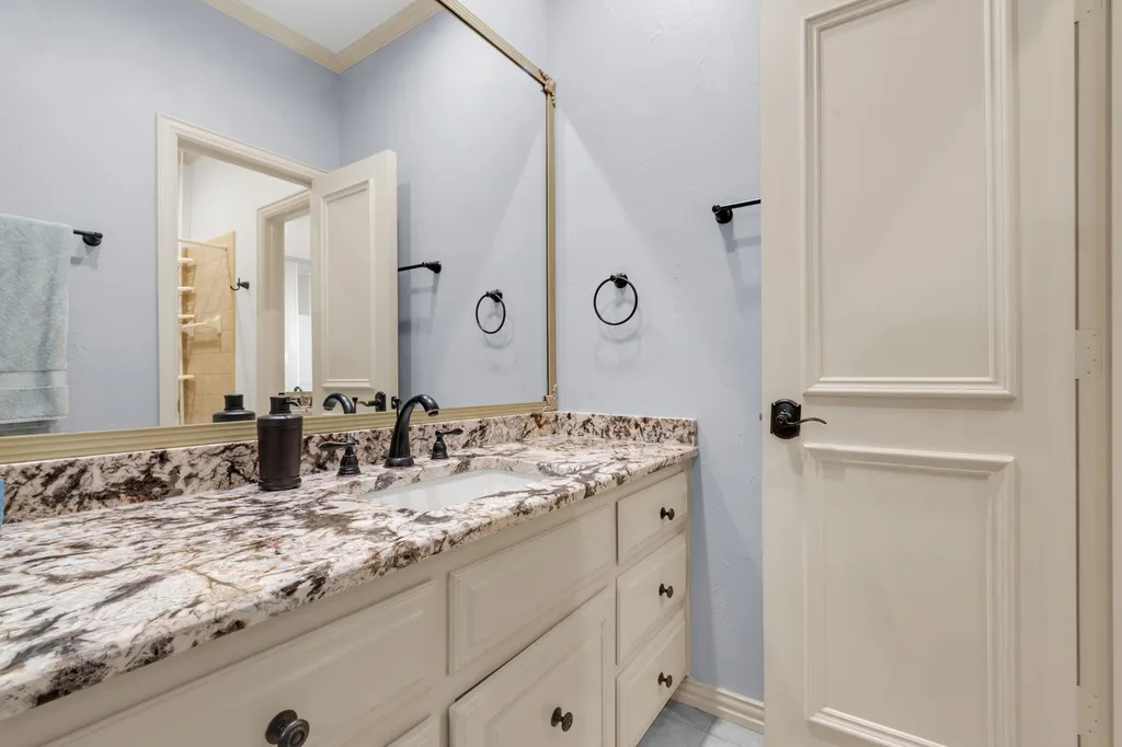 5048 Castle Creek Lane Plano TX 75093
