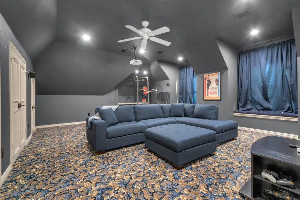 5048 Castle Creek Lane Plano TX 75093