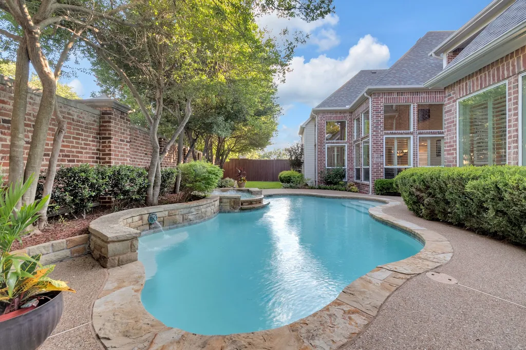 5048 Castle Creek Lane Plano TX 75093