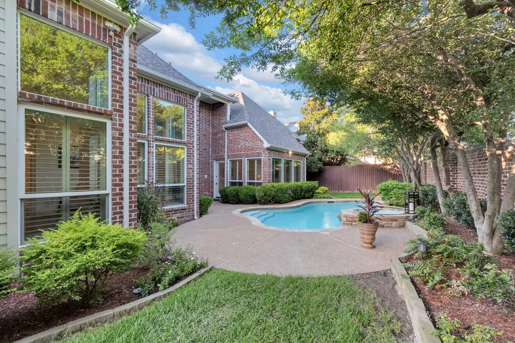 5048 Castle Creek Lane Plano TX 75093