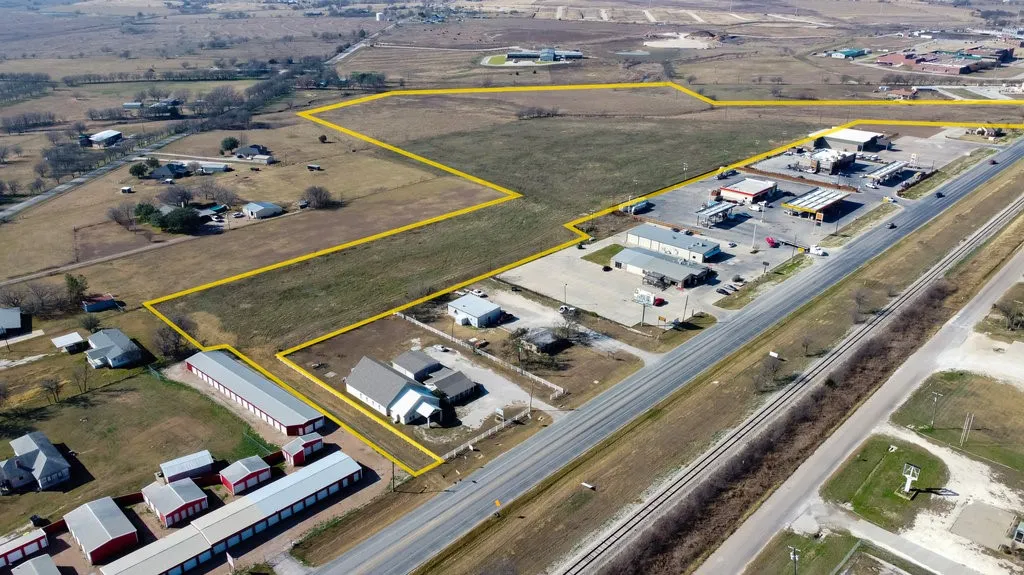 8829 N Highway 171 Godley TX 76044