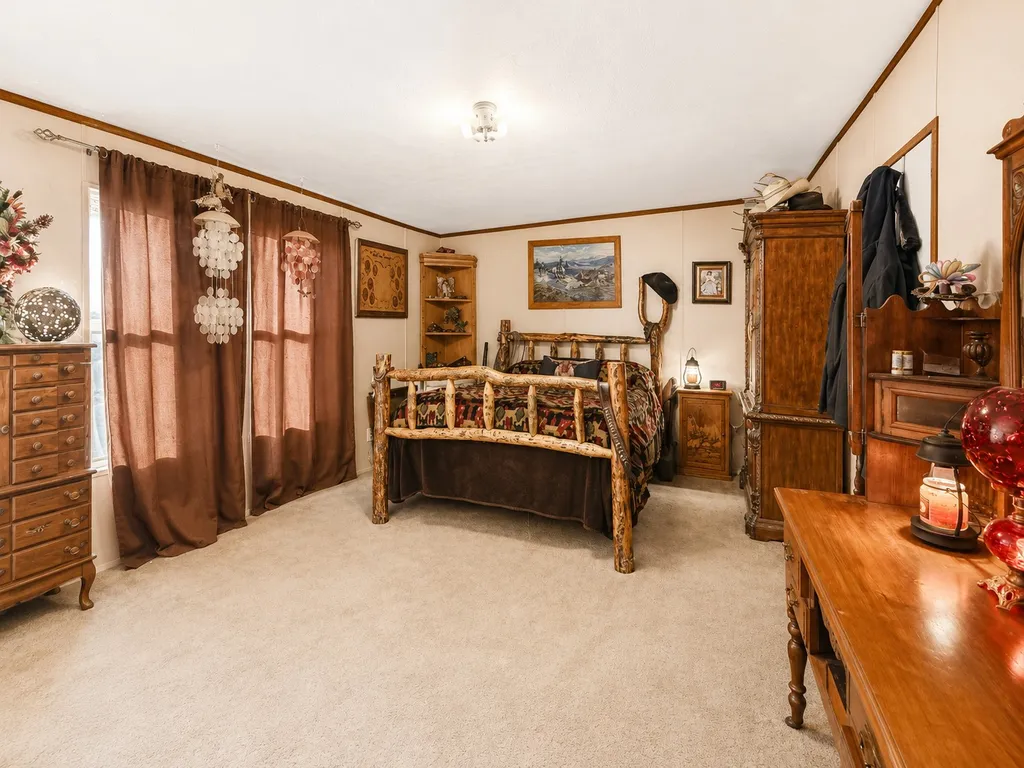 8883 County Road 2075 Powell TX 75153