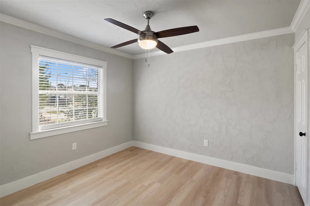 807 Salem Drive Arlington TX 76014