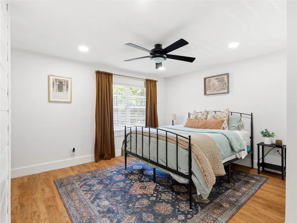 109 Oaktree Drive Highland Village TX 75077