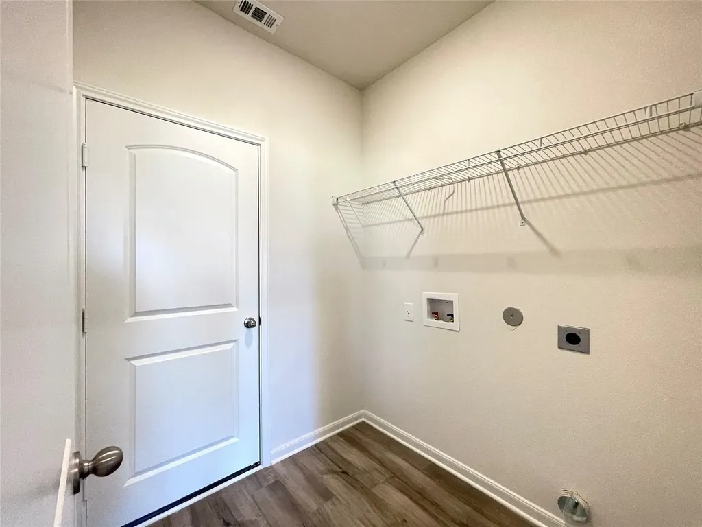 623 Aqueduct Drive Seagoville TX 75159