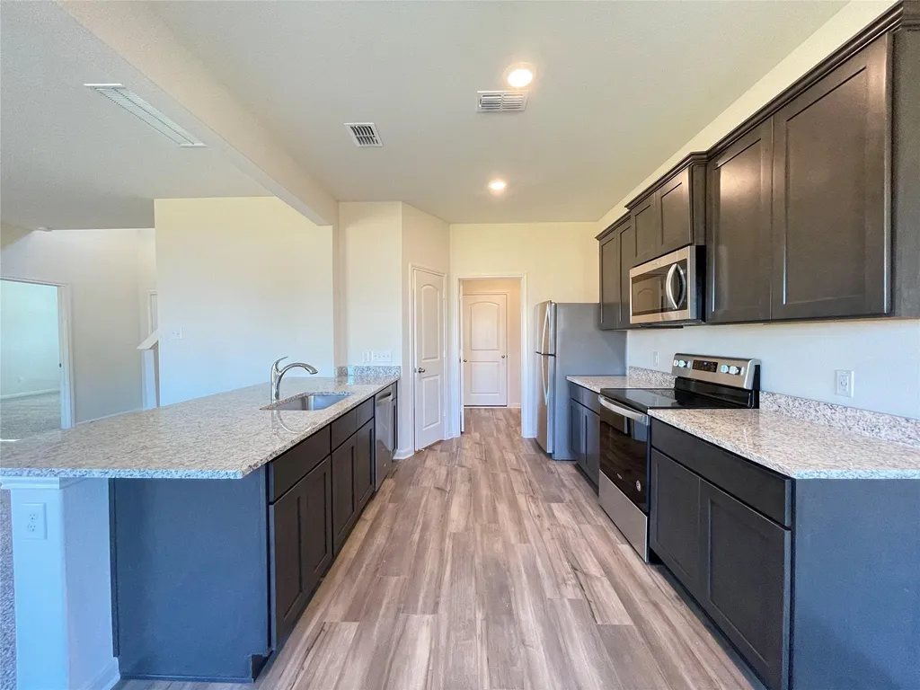 623 Aqueduct Drive Seagoville TX 75159