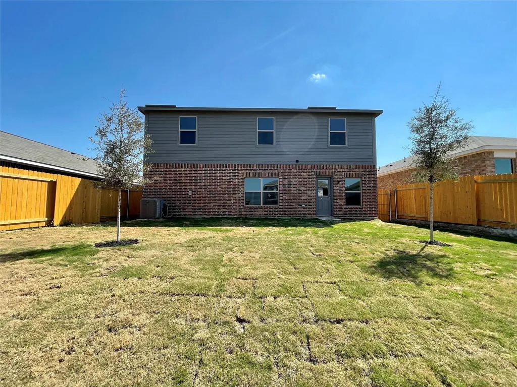 623 Aqueduct Drive Seagoville TX 75159