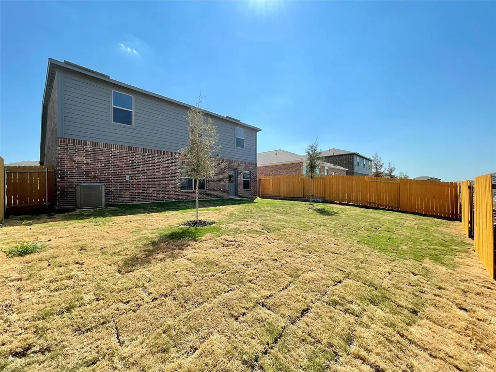 623 Aqueduct Drive Seagoville TX 75159