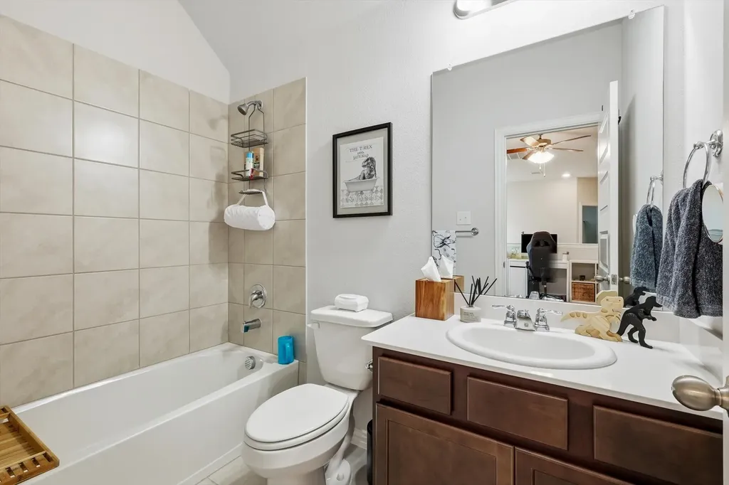 1261 Western Yarrow Avenue Justin TX 76247