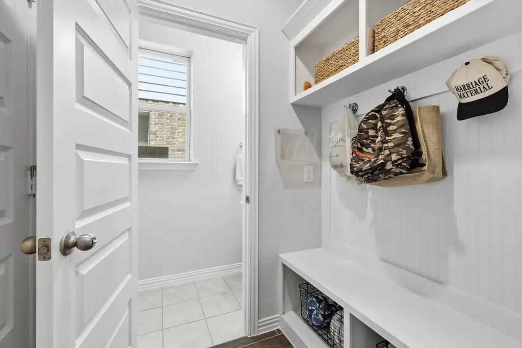 1261 Western Yarrow Avenue Justin TX 76247