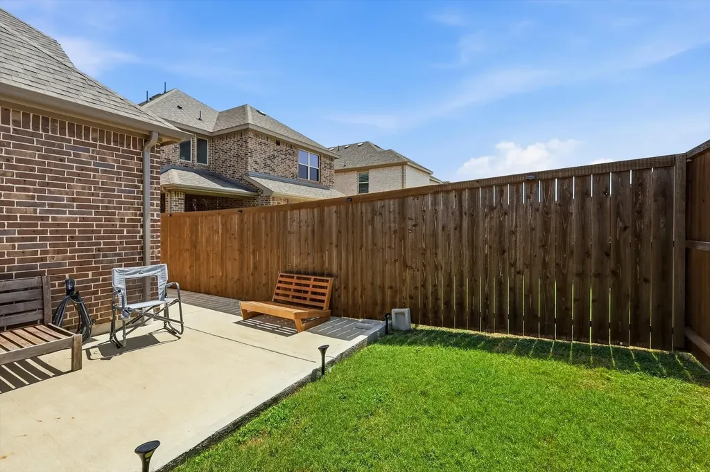 1261 Western Yarrow Avenue Justin TX 76247
