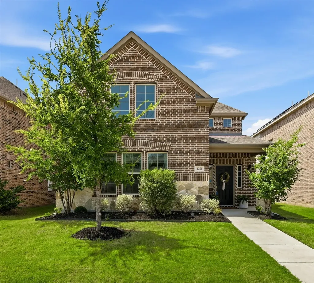 1261 Western Yarrow Avenue Justin TX 76247