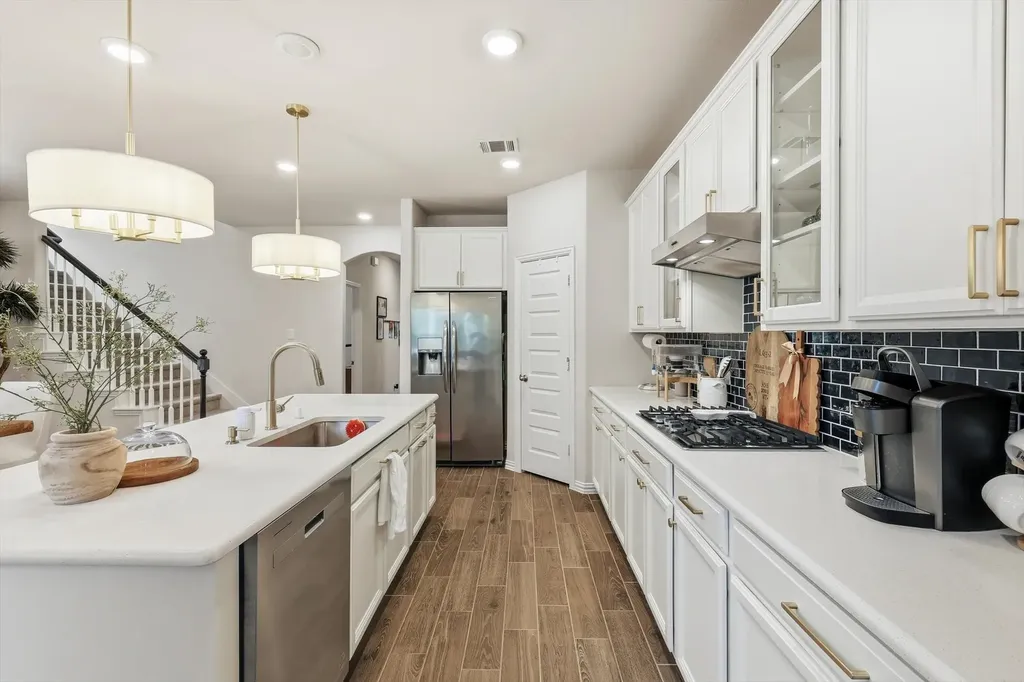 1261 Western Yarrow Avenue Justin TX 76247