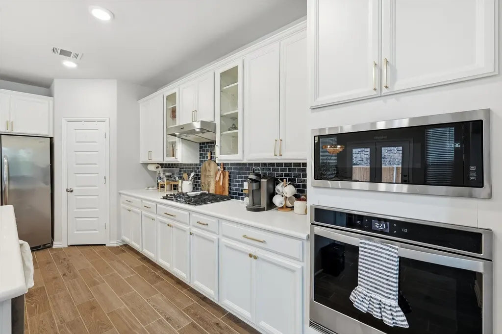 1261 Western Yarrow Avenue Justin TX 76247