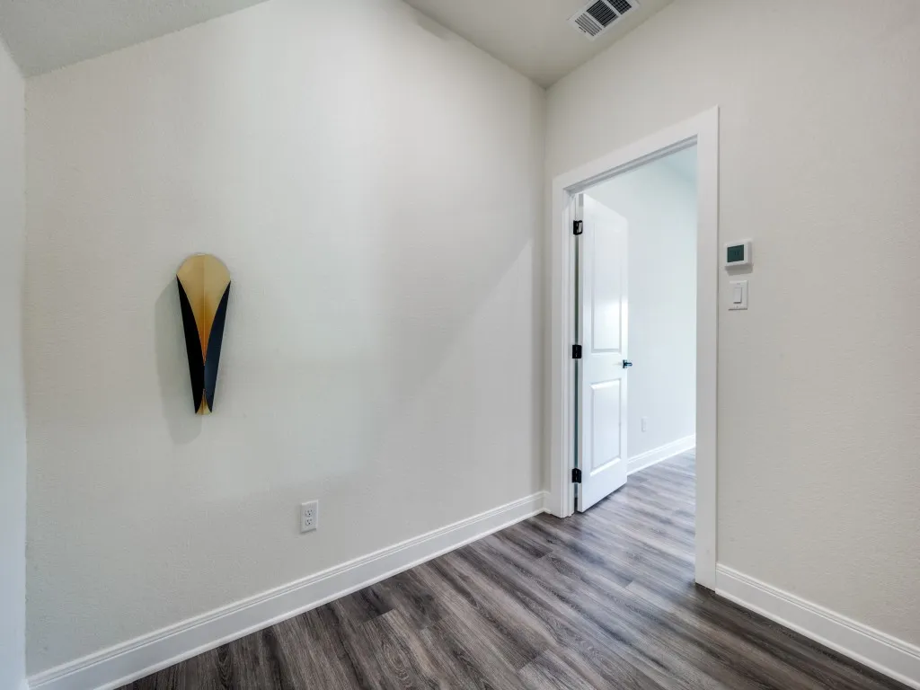 204 W Collins Decatur TX 76234