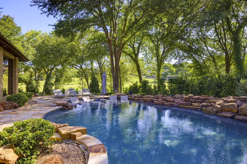 6816 Oak Hill Drive Fort Worth TX 76132