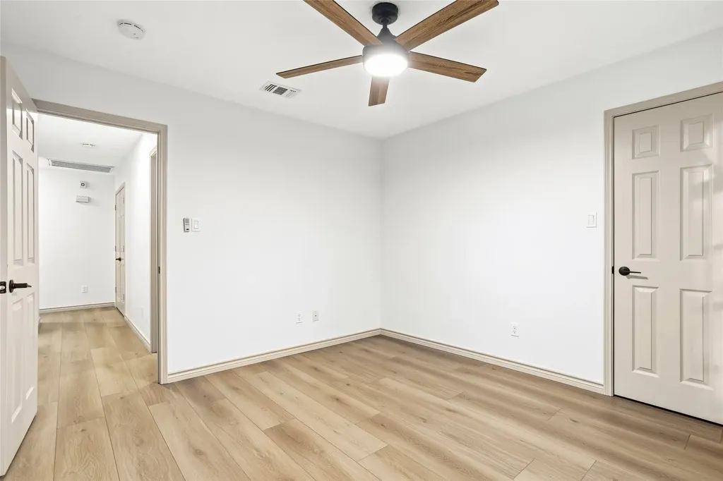 1020 Hannah Street Burleson TX 76028