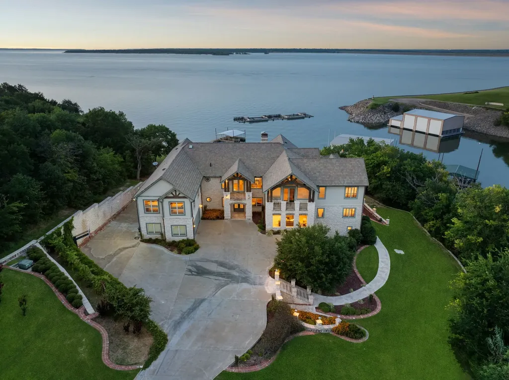 362 Thompson Heights Drive Denison TX 75020