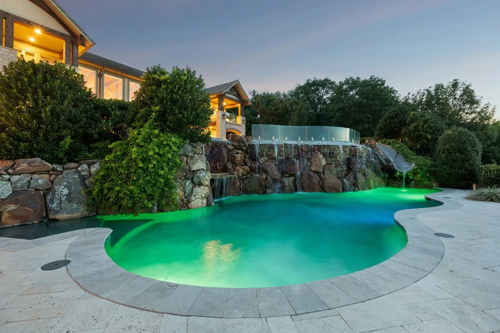 362 Thompson Heights Drive Denison TX 75020