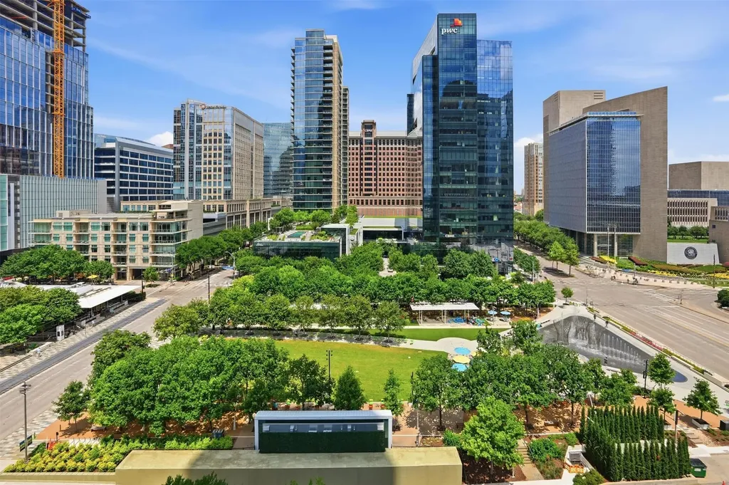 1918 Olive Street Dallas TX 75201