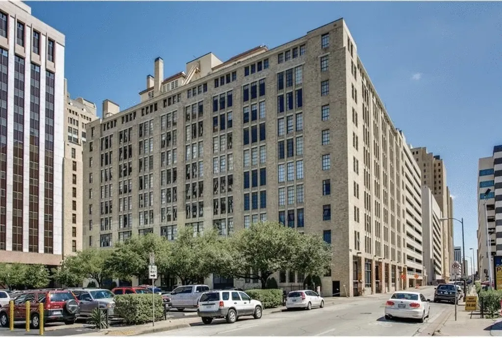 1122 Jackson Street Dallas TX 75202