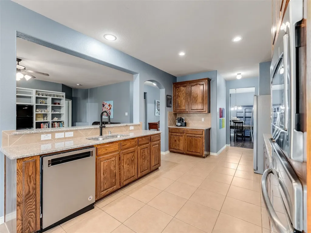5732 Chateau Drive Sachse TX 75048