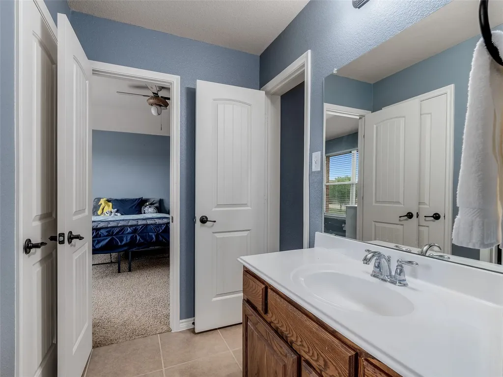 5732 Chateau Drive Sachse TX 75048