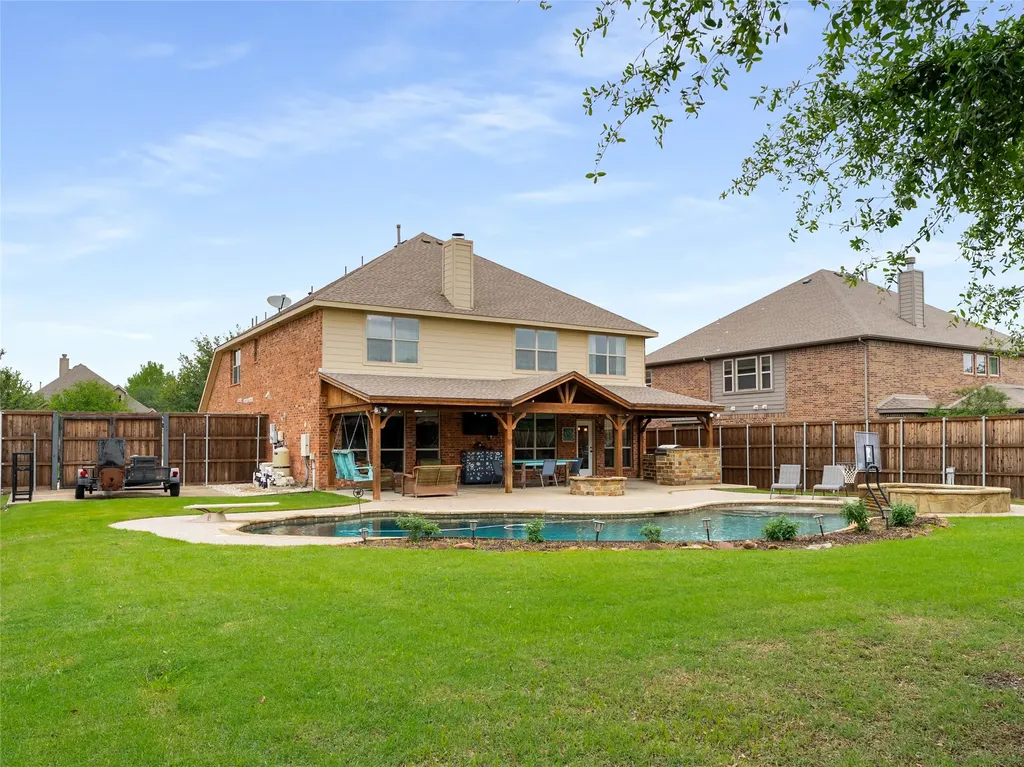 5732 Chateau Drive Sachse TX 75048