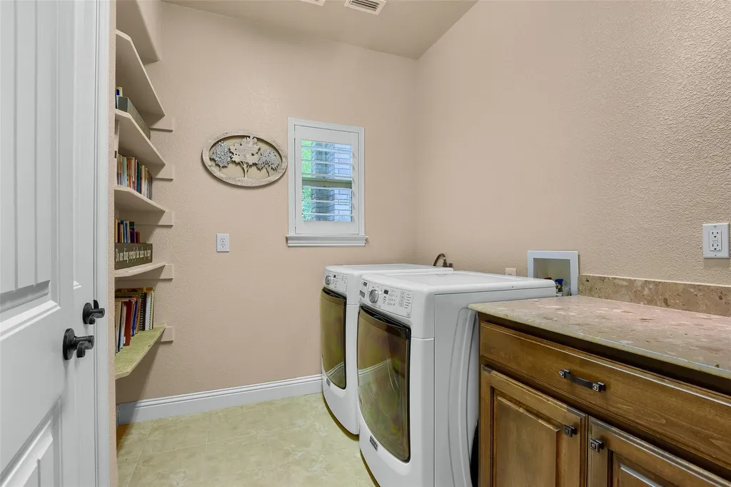 360 Dublin Circle Gordonville TX 76245
