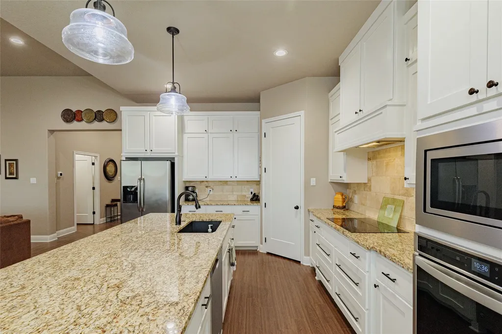 156 Windy Glen Drive Decatur TX 76234
