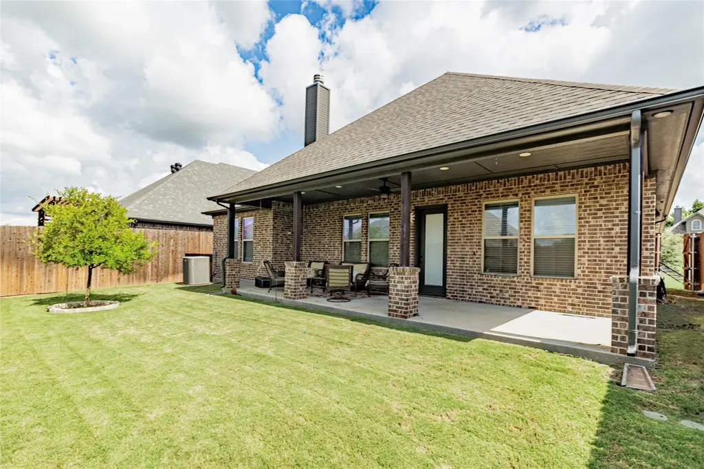 156 Windy Glen Drive Decatur TX 76234