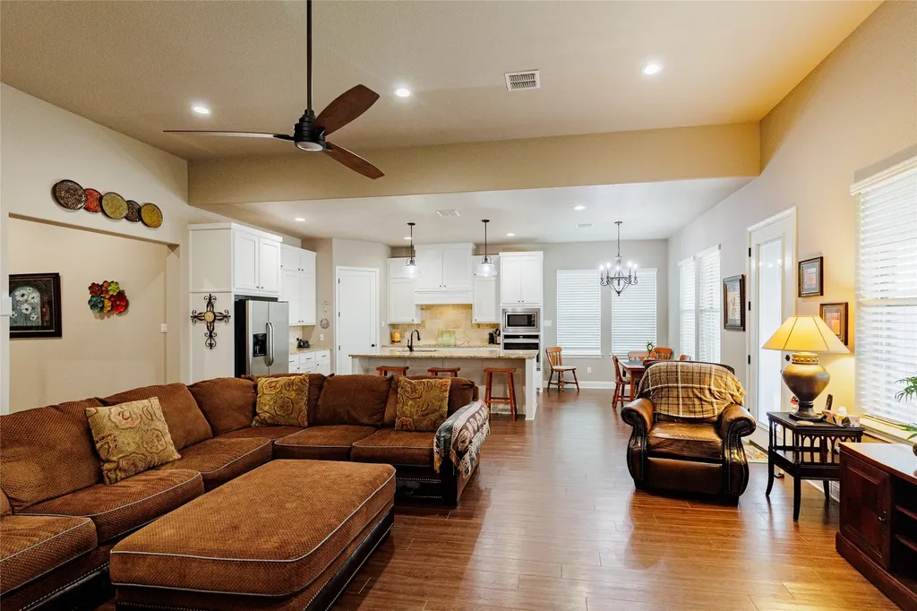 156 Windy Glen Drive Decatur TX 76234
