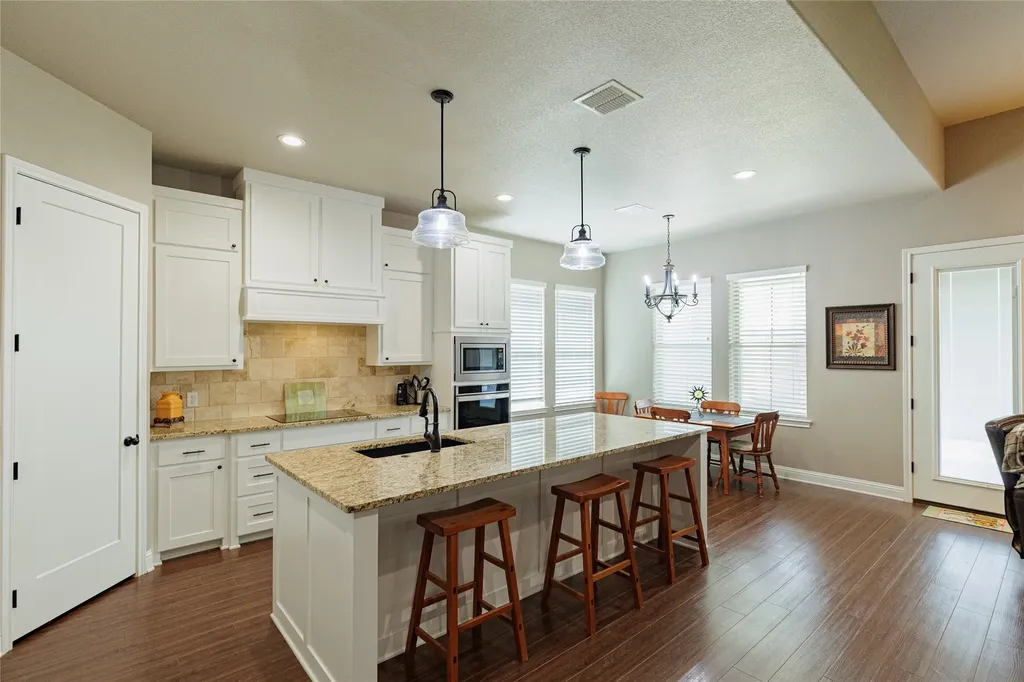 156 Windy Glen Drive Decatur TX 76234
