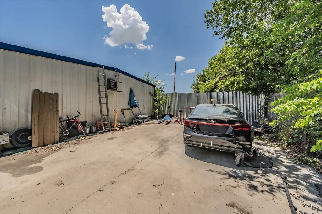 3008 E Jefferson Street Grand Prairie TX 75051