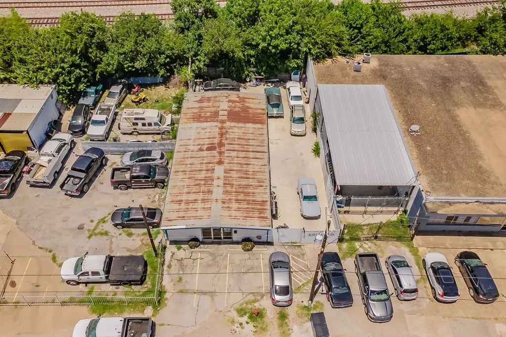 3008 E Jefferson Street Grand Prairie TX 75051
