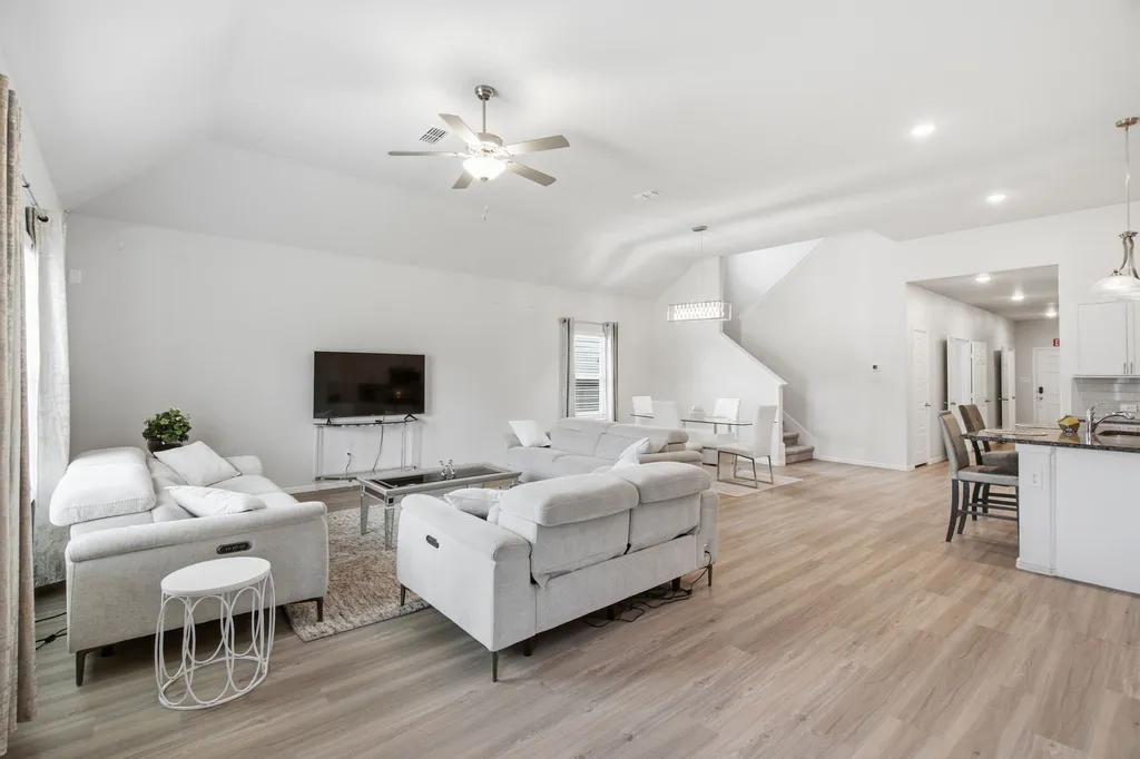 6921 Pampas Place Venus TX 76084