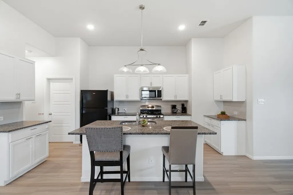 6921 Pampas Place Venus TX 76084