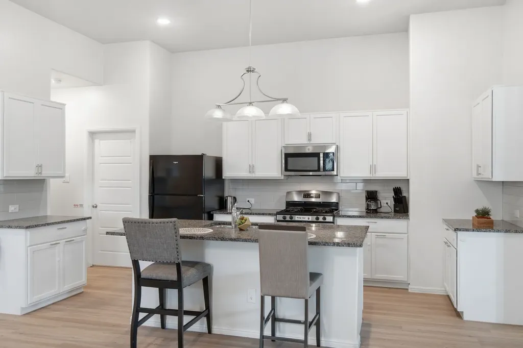 6921 Pampas Place Venus TX 76084