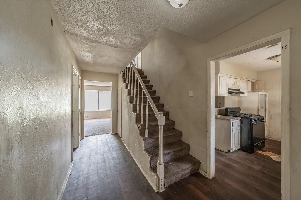 418 Longworth Boulevard Duncanville TX 75116