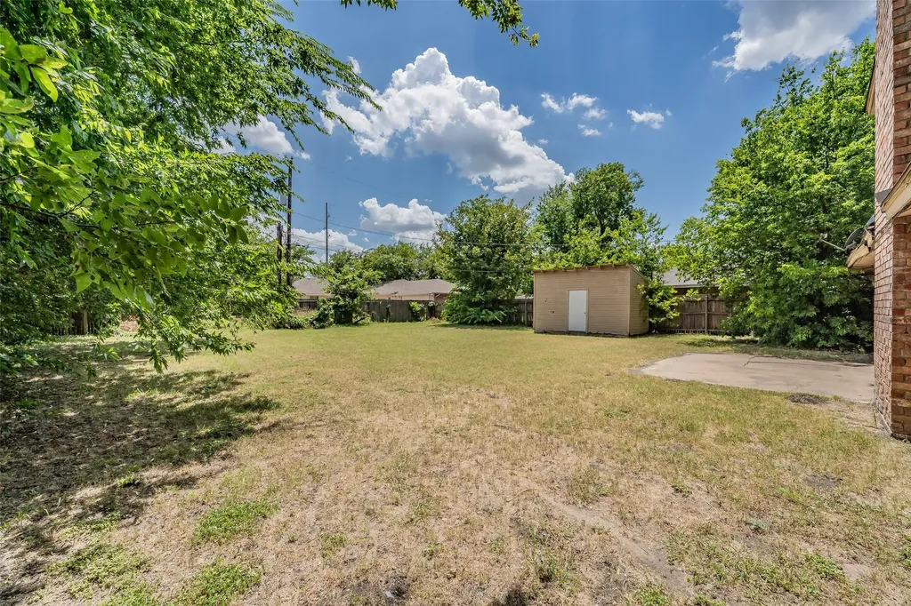 418 Longworth Boulevard Duncanville TX 75116