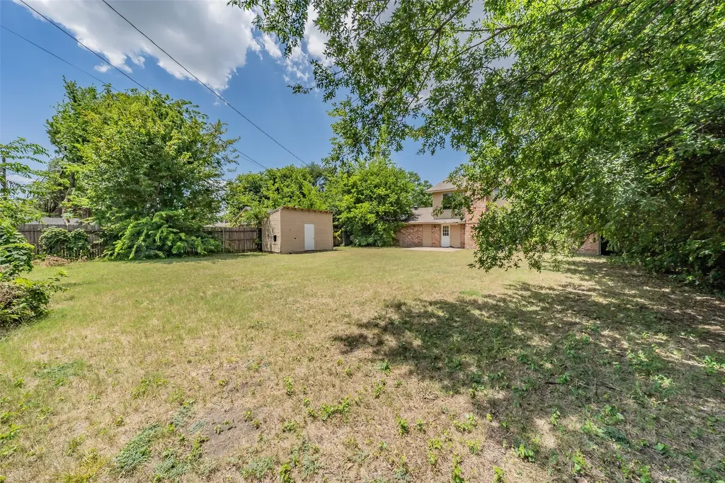418 Longworth Boulevard Duncanville TX 75116