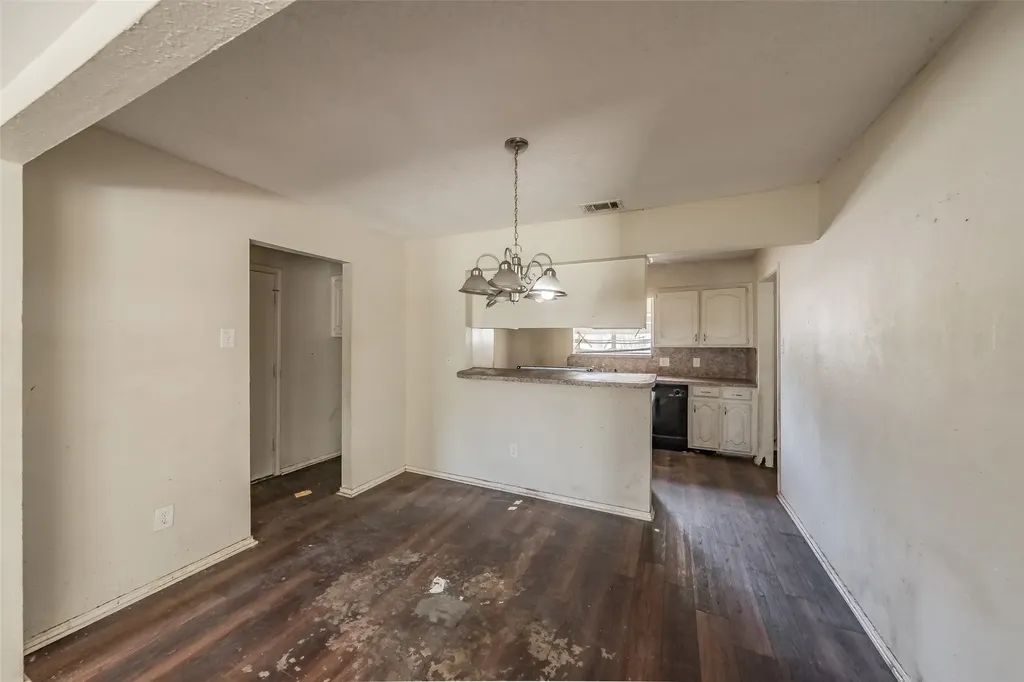 418 Longworth Boulevard Duncanville TX 75116