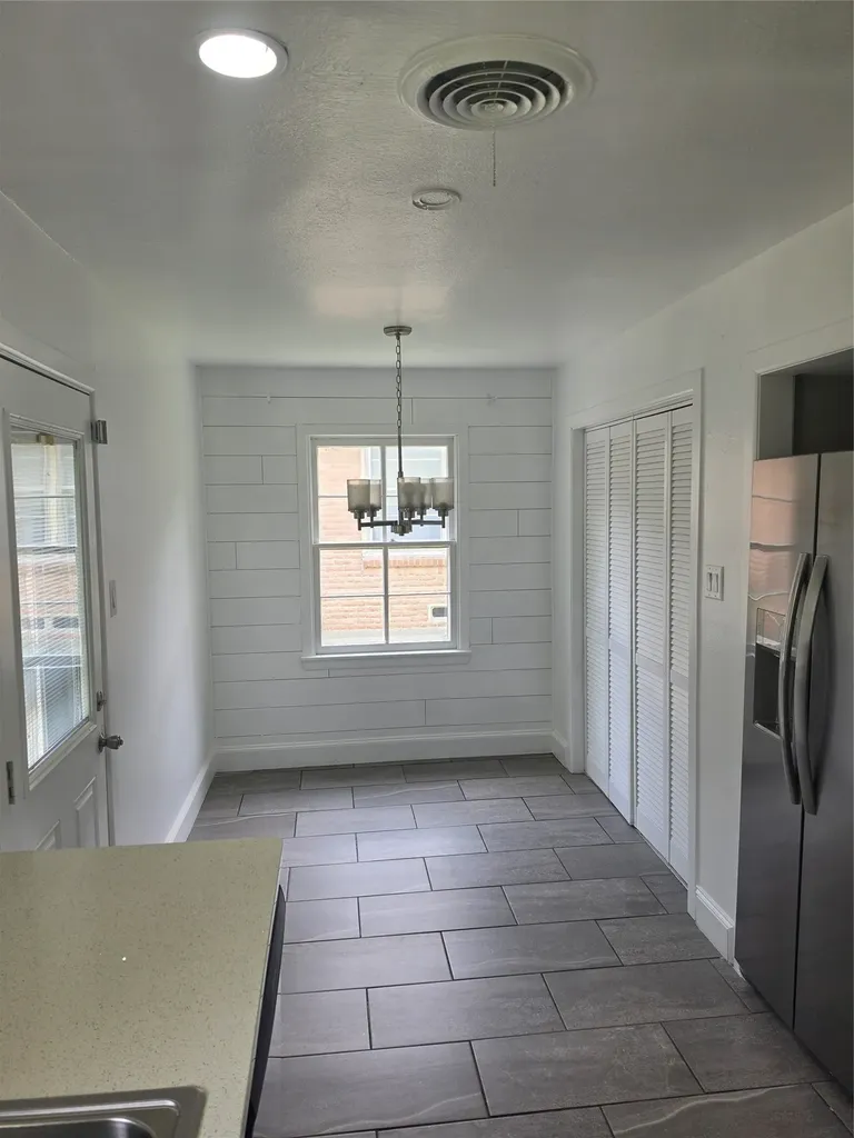 2206 Shannon Street N Sherman TX 75092